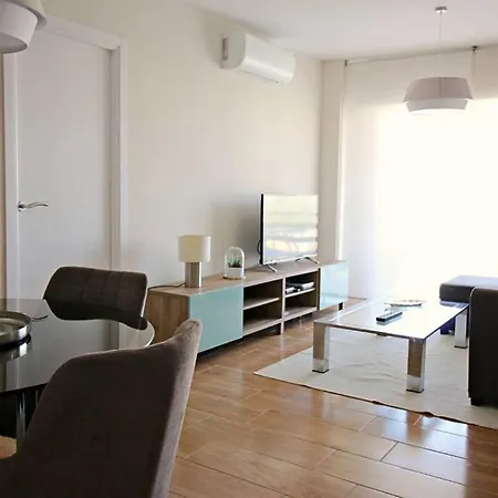 Soleado Y Flamante En Cristianos De Membrillosuites لوس كريستيانوس