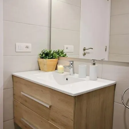 Soleado Y Flamante En Cristianos De Membrillosuites شقة *