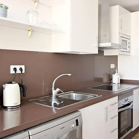 Soleado Y Flamante En Cristianos De Membrillosuites لوس كريستيانوس